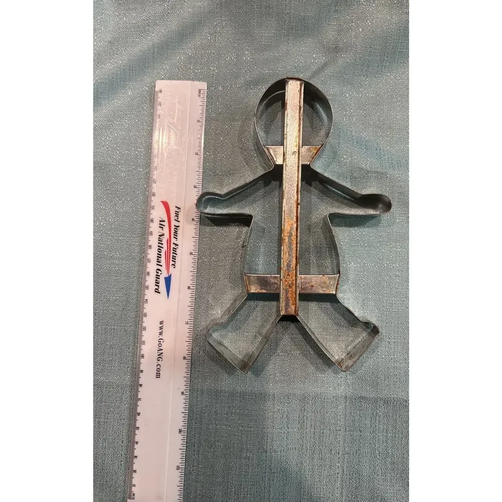 Random Mix Of 5 LARGE Vintage Christmas Cookie Cutters